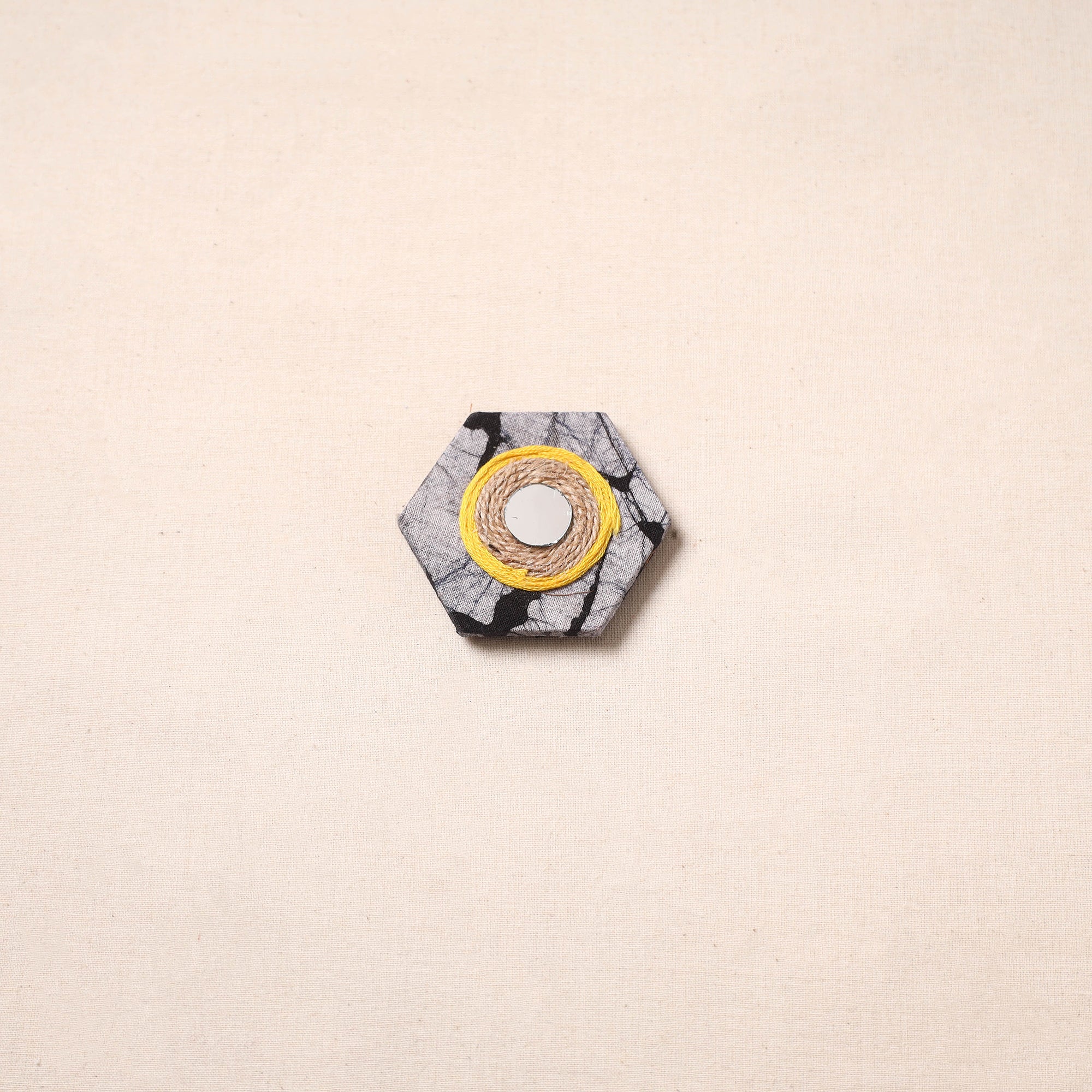 Handmade fabart parrot jute magnet (assorted) 23