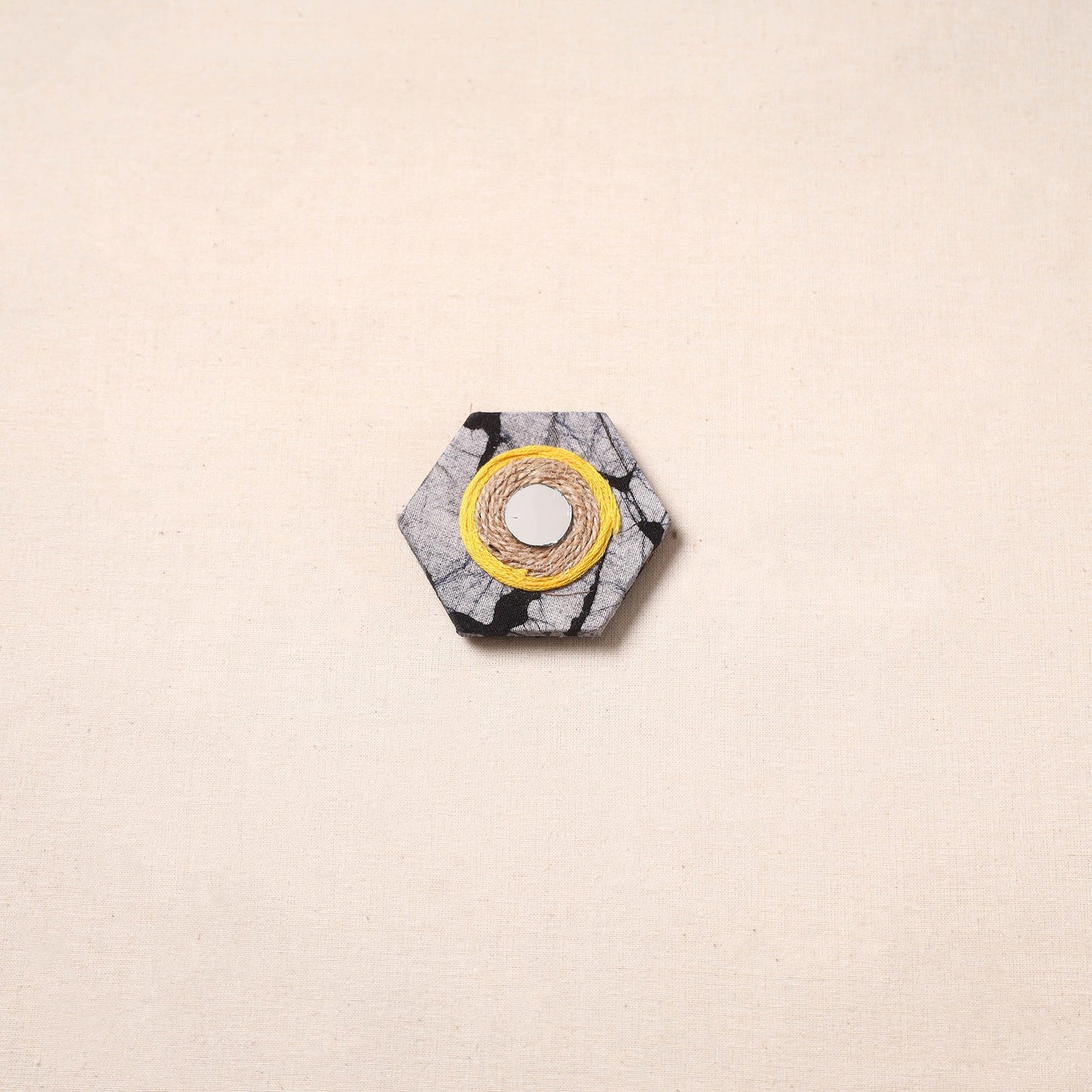 Handmade fabart parrot jute magnet (assorted) 23