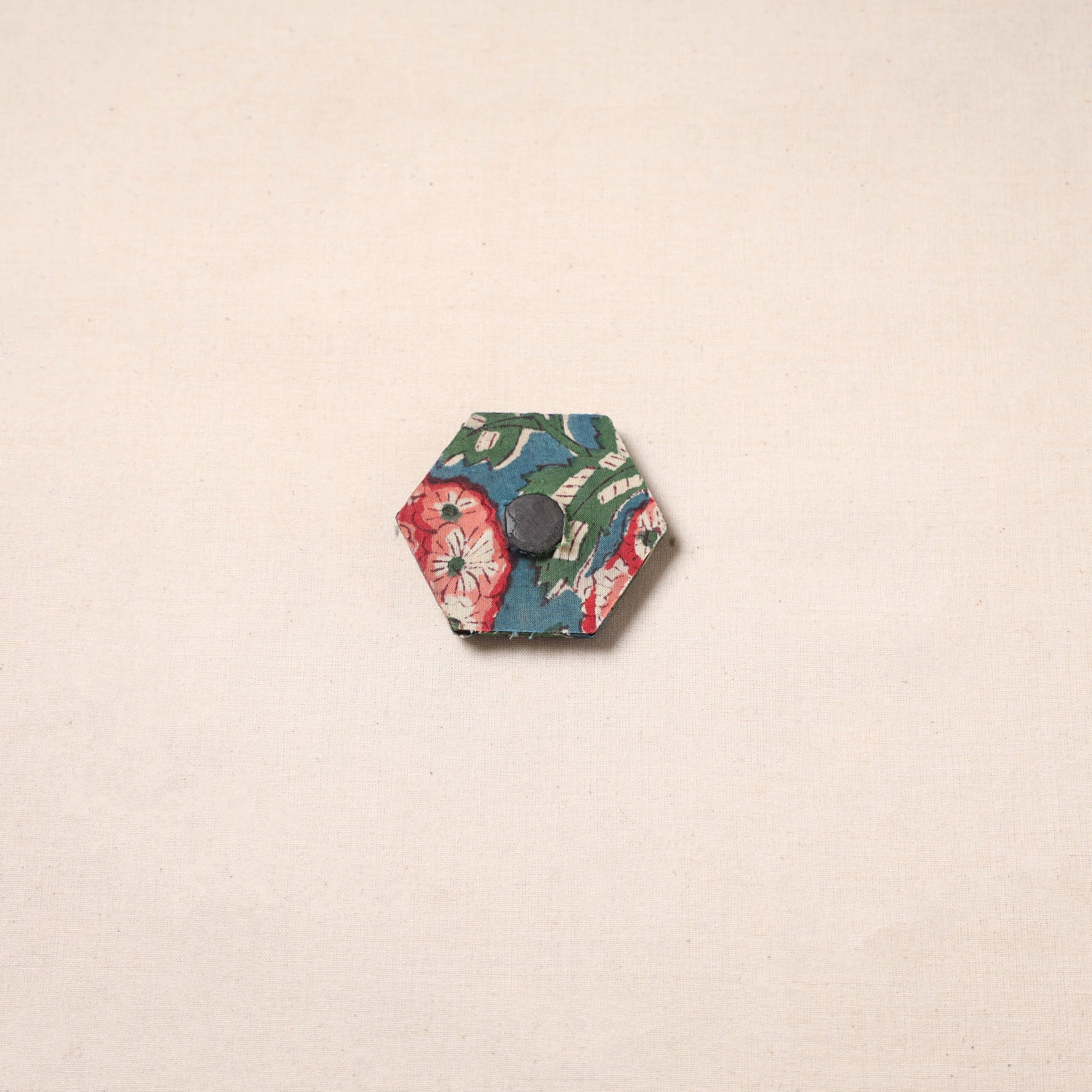 Handmade fabart parrot jute magnet (assorted) 25