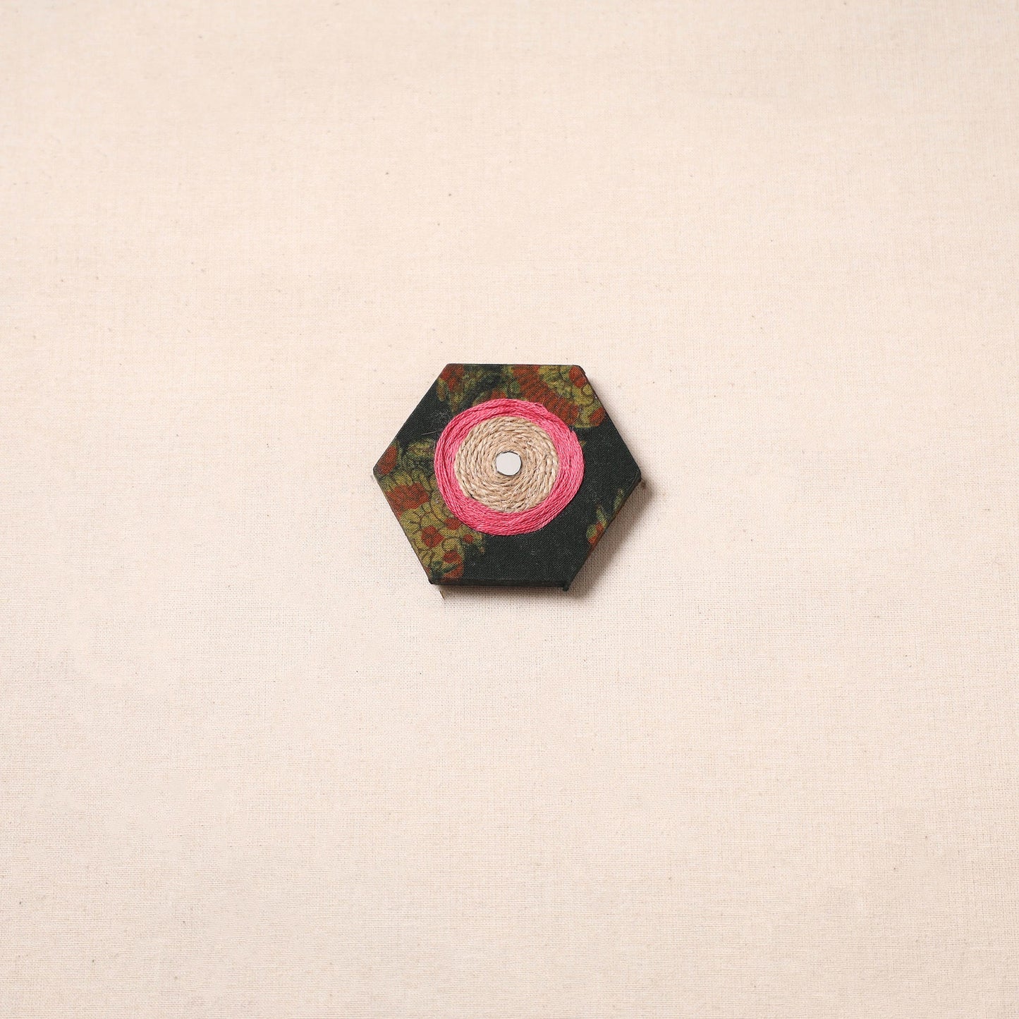 Handmade fabart parrot jute magnet (assorted) 29