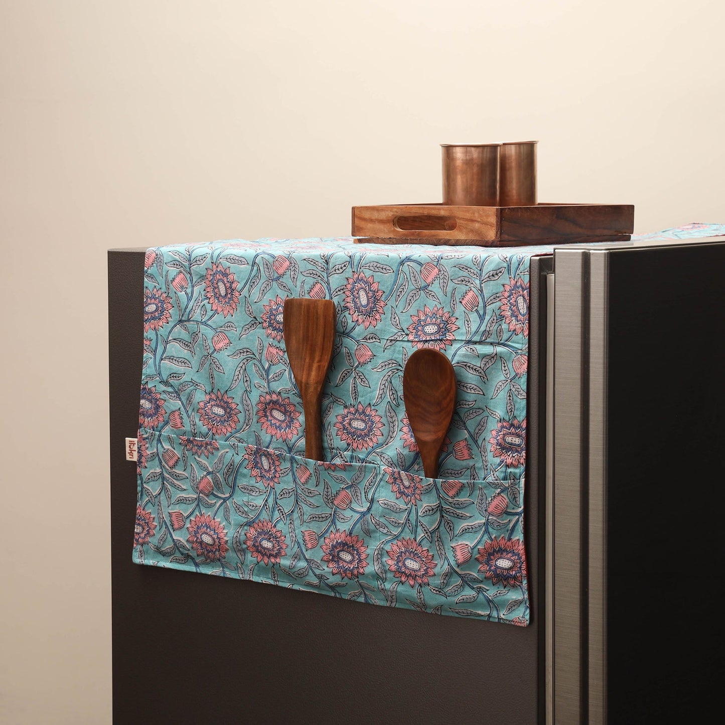 Handmade fridge top cover with multiple pockets 02