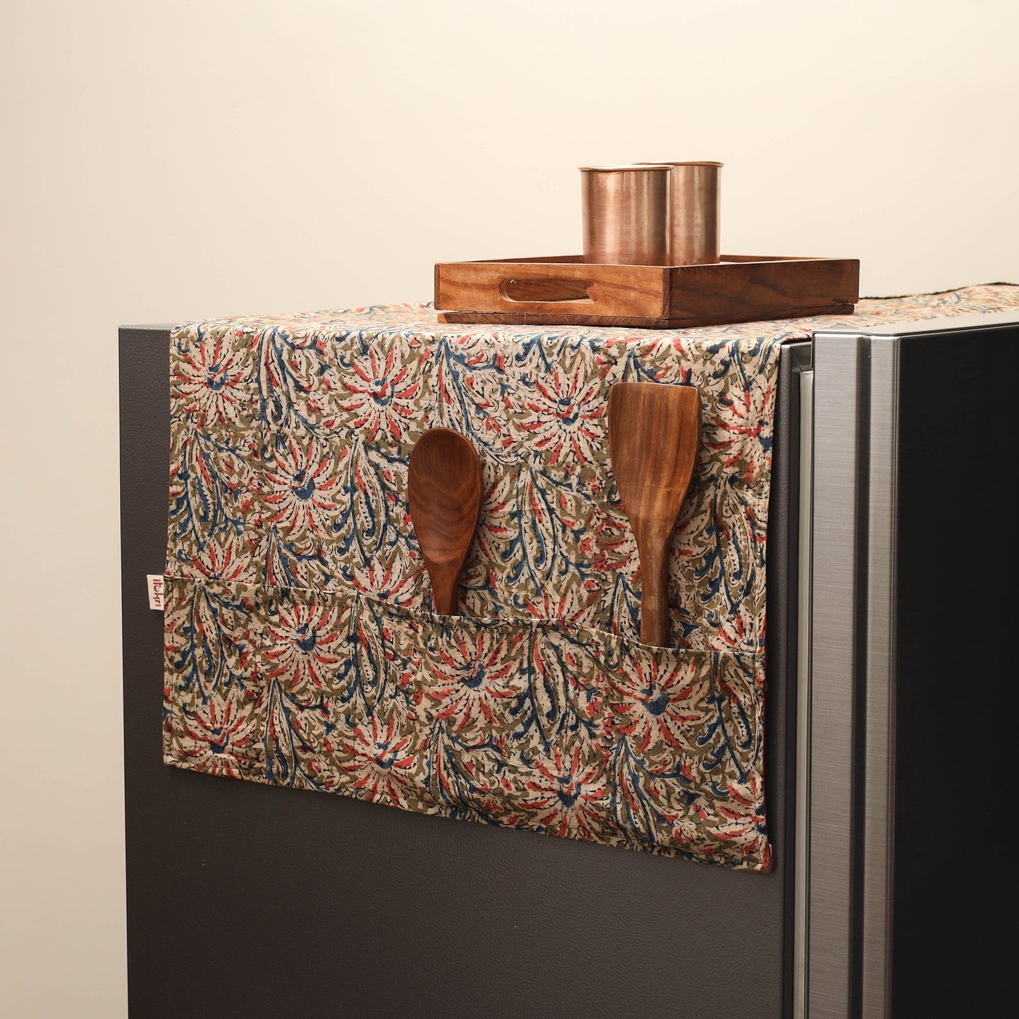 Handmade fridge top cover with multiple pockets 04