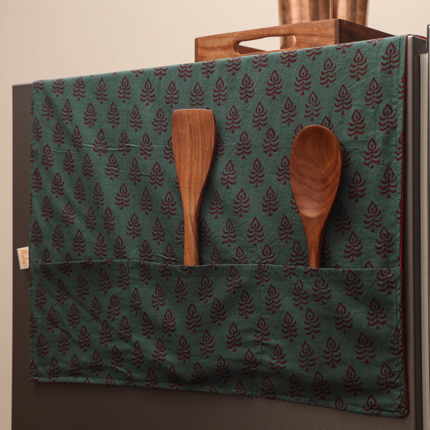 Handmade fridge top cover with multiple pockets 16