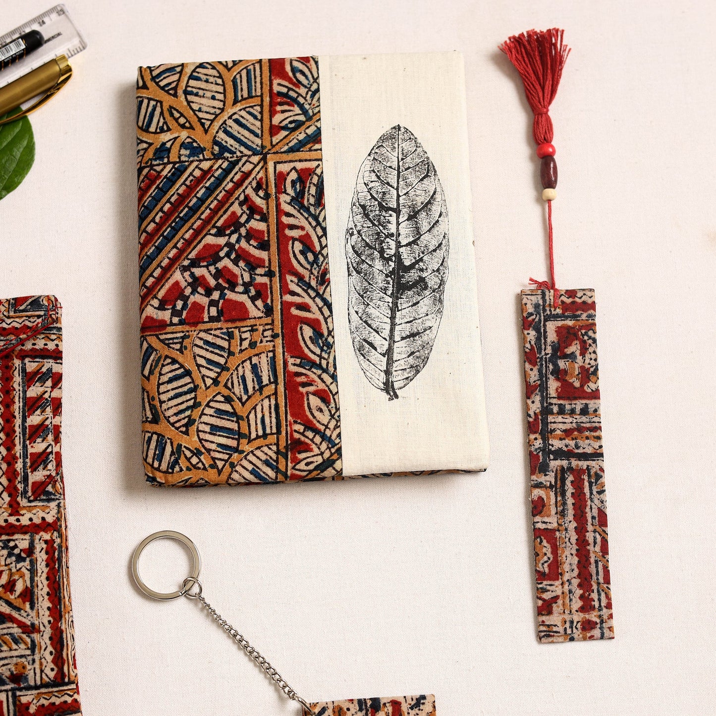 Handmade gift set with eco leaf 01 - handcrafted