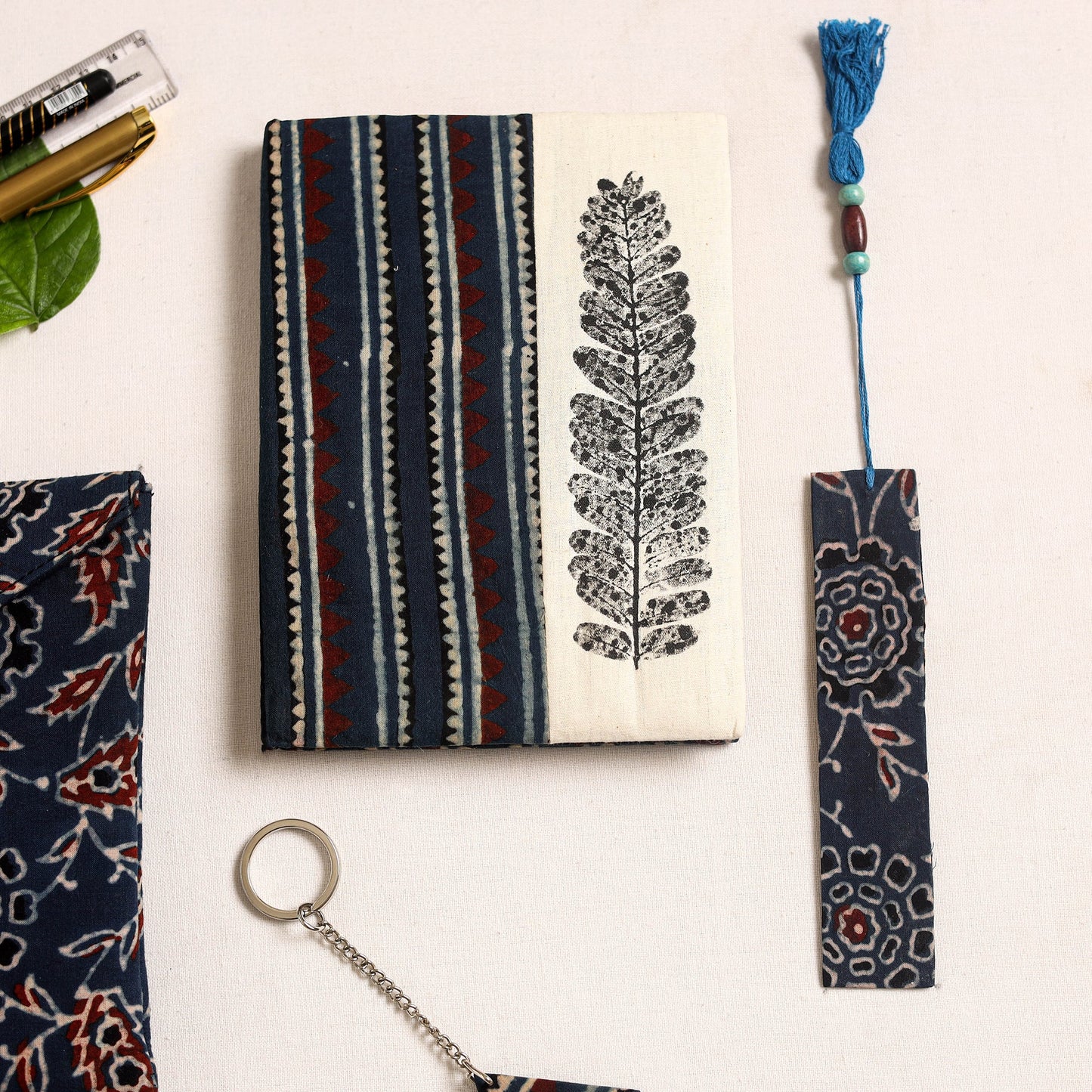 Handmade gift set with eco leaf 03 - handcrafted