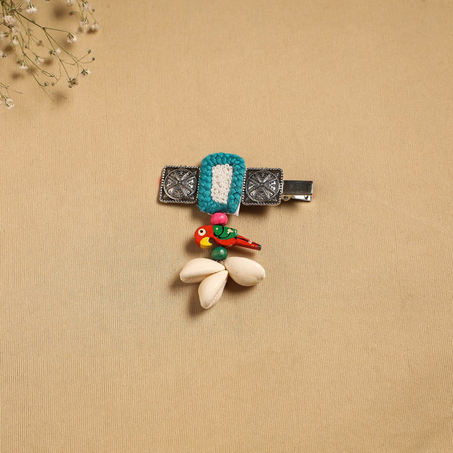 Handmade gs shell & thread work hair clip 28 - handcrafted