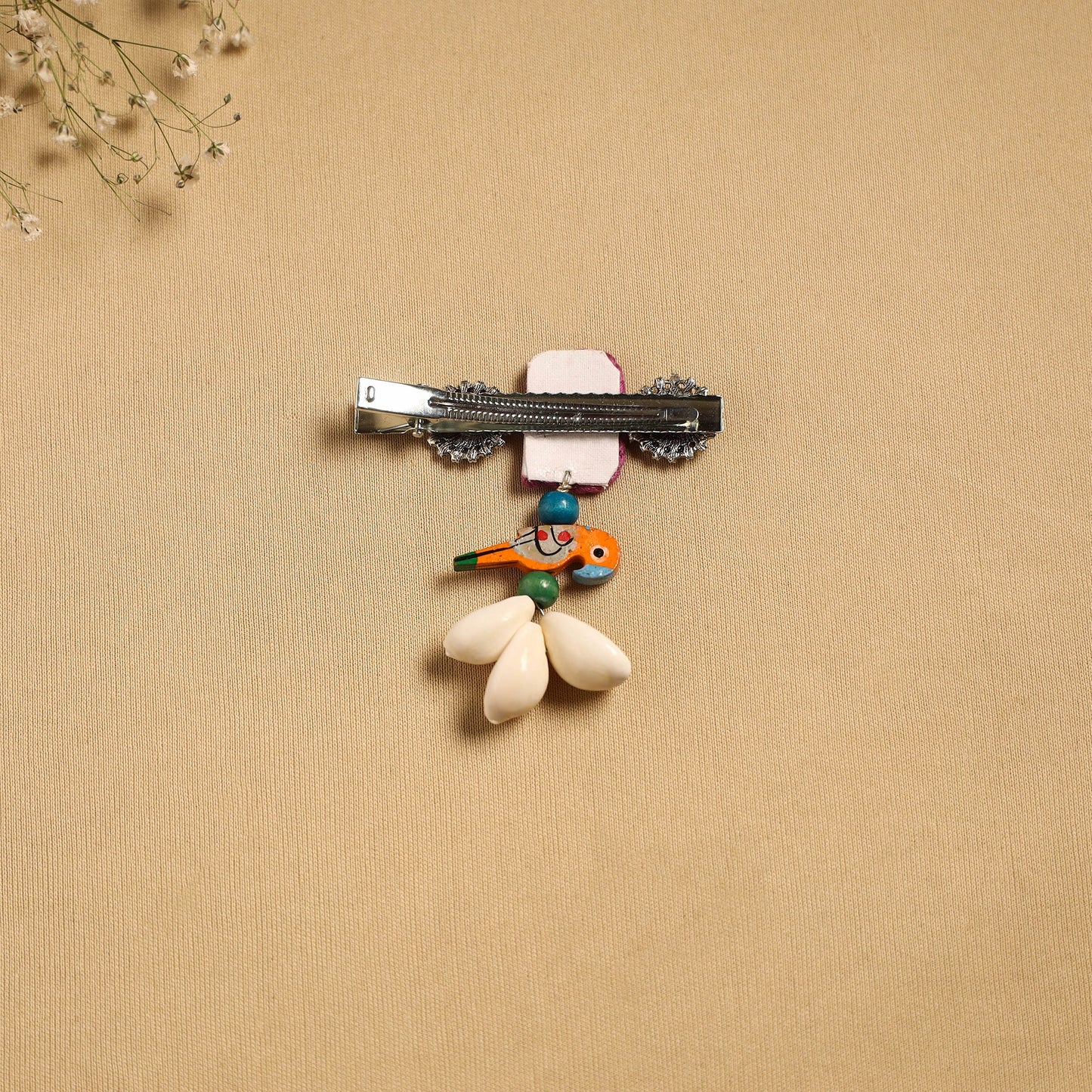 Handmade gs shell & thread work hair clip 29 - handcrafted