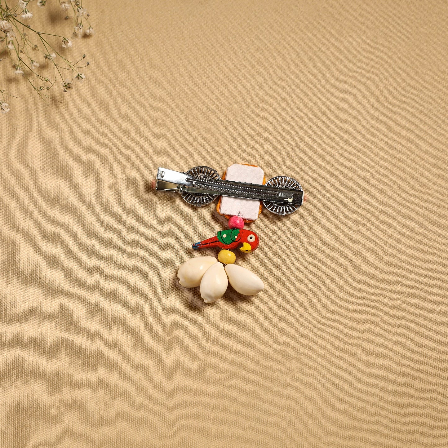 Handmade gs shell & thread work hair clip 30 - handcrafted