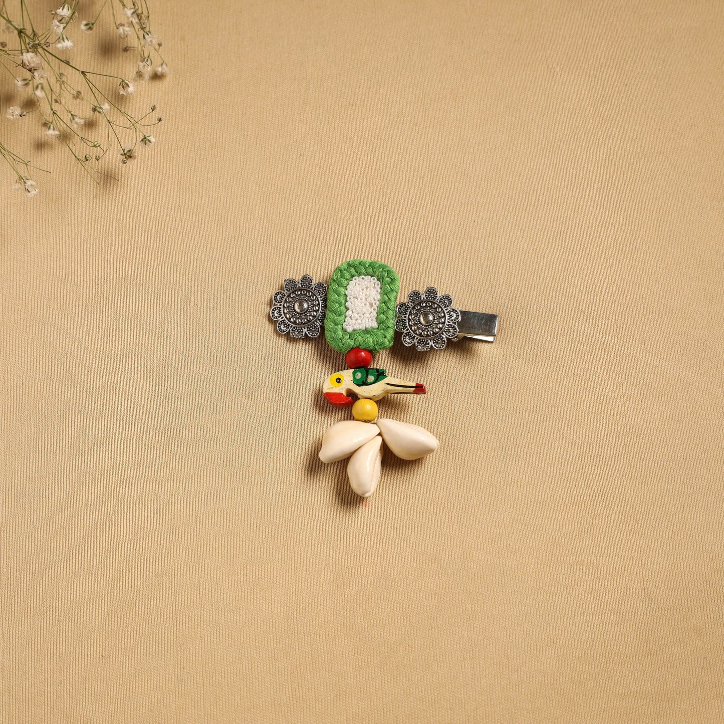 Handmade gs shell & thread work hair clip 32 - handcrafted