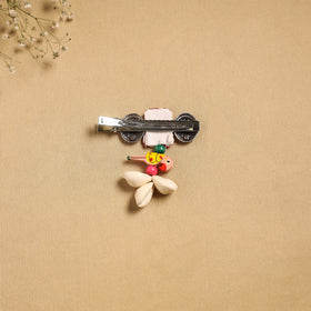 Handmade gs shell & thread work hair clip 35 - handcrafted