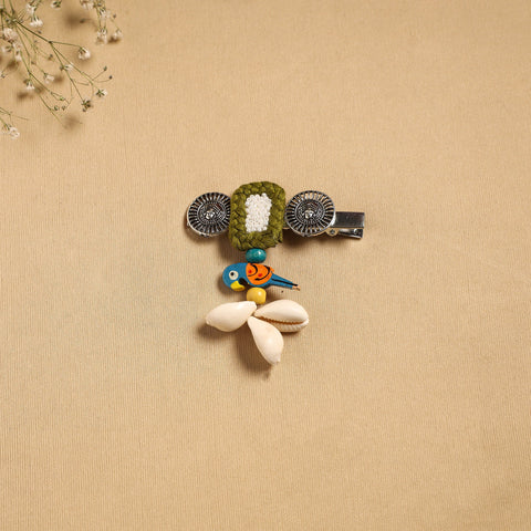 Handmade gs shell & thread work hair clip 41 - handcrafted