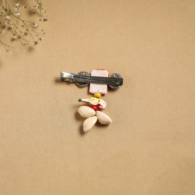 Handmade gs shell & thread work hair clip 46 - handcrafted