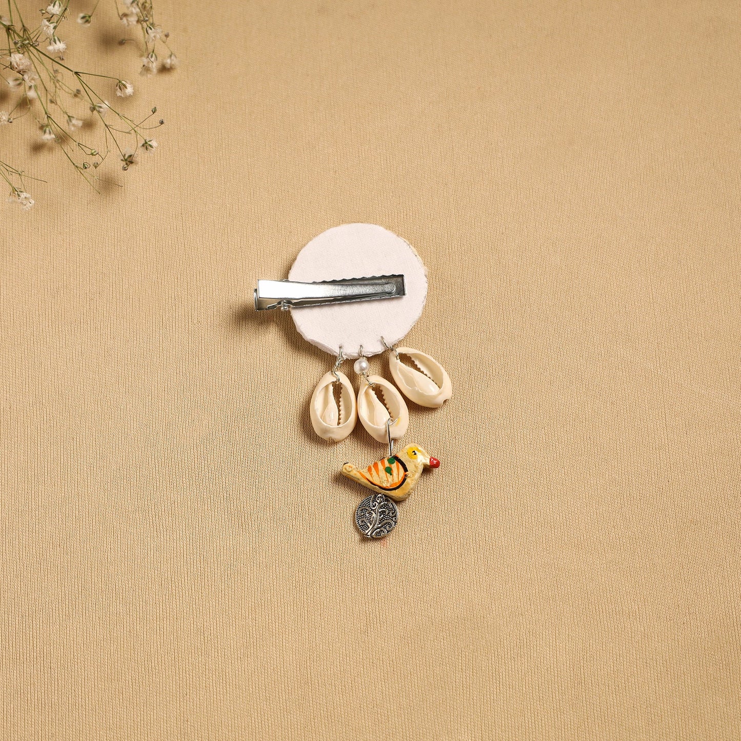 Handmade gs shell & thread work hair clip 50 - handcrafted