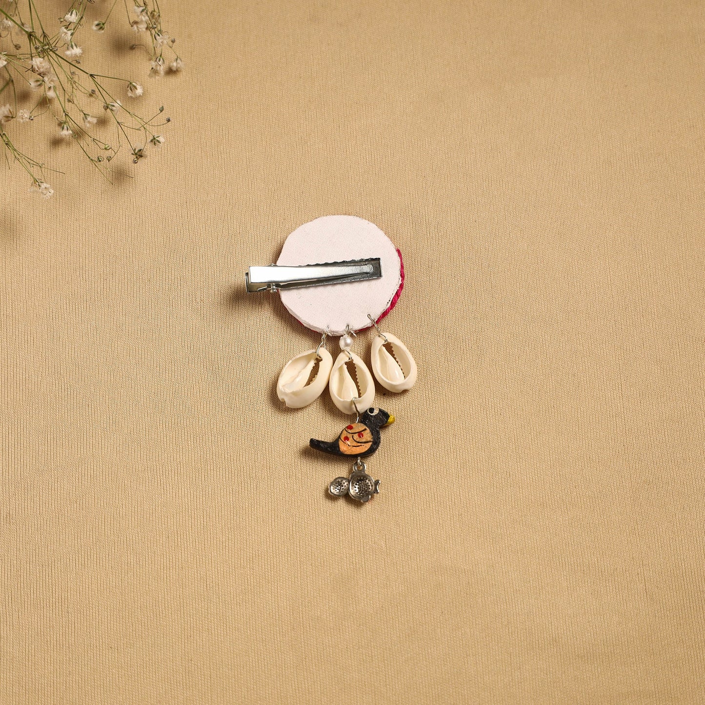 Handmade gs shell & thread work hair clip 59 - handcrafted