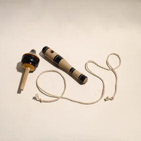  Handmade Lacquered Wooden Spinning Top - Lattu