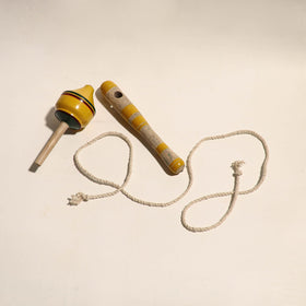  Handmade Lacquered Wooden Spinning Top - Lattu