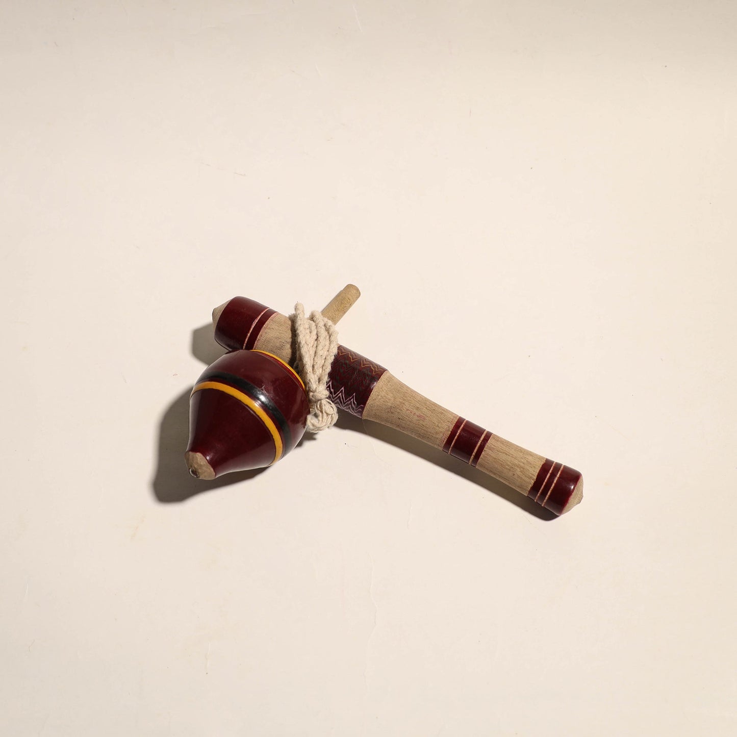  Handmade Lacquered Wooden Spinning Top - Lattu