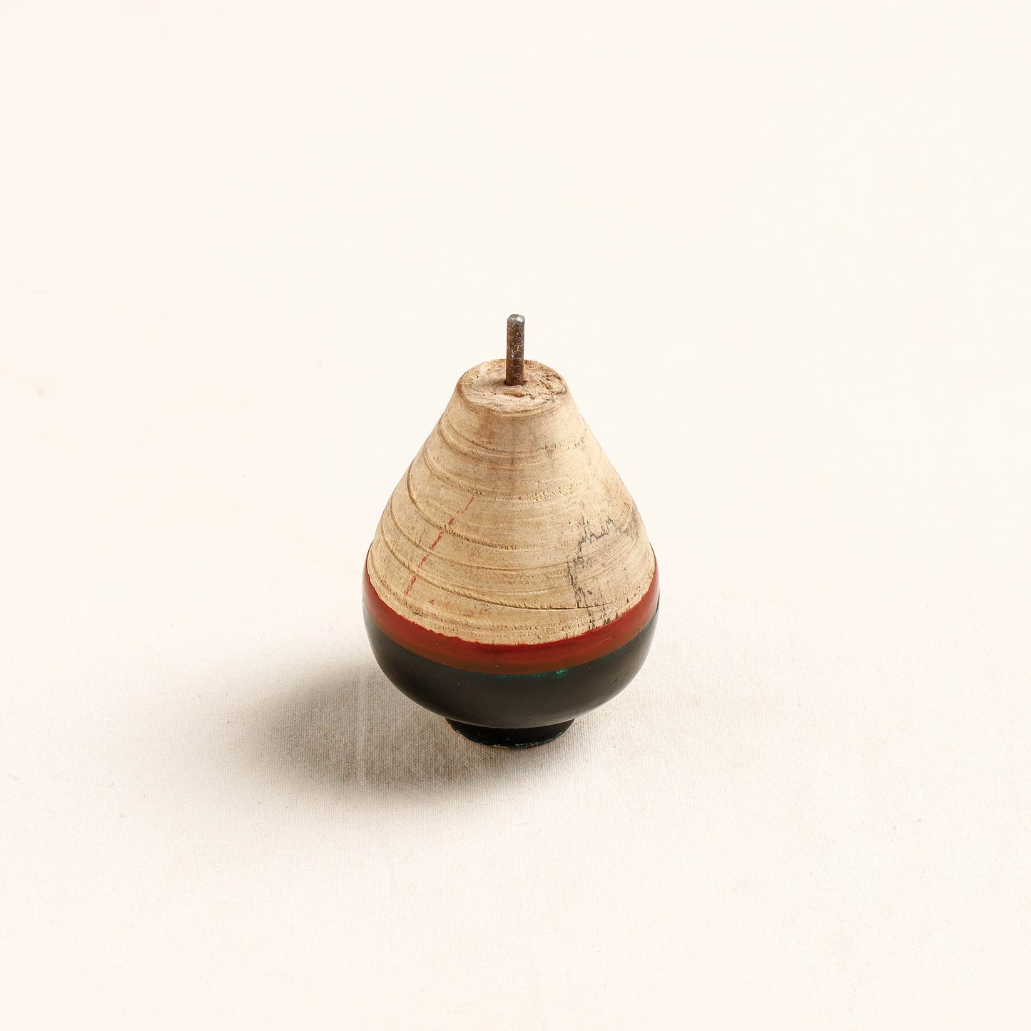  Handmade Lacquered Wooden Spinning Top - Lattu 