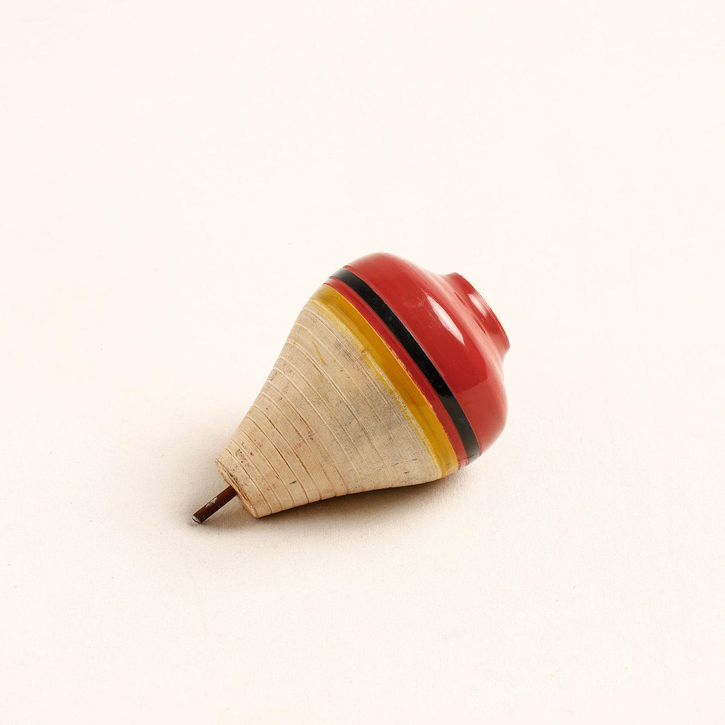  Handmade Lacquered Wooden Spinning Top - Lattu 