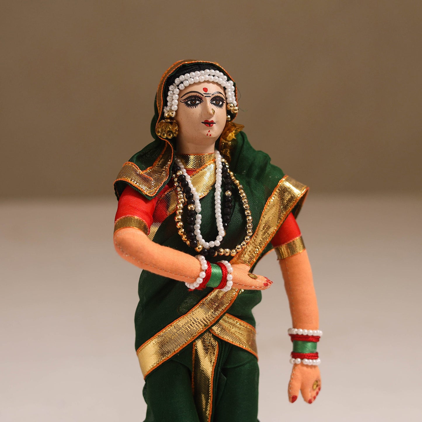 Handmade Maharashtrian Couple Traditional Dolls 14