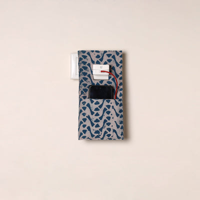 Handmade mobile charging holder 08 - handcrafted