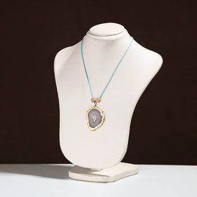  Handmade Natural Gemstone Bezel Pendent