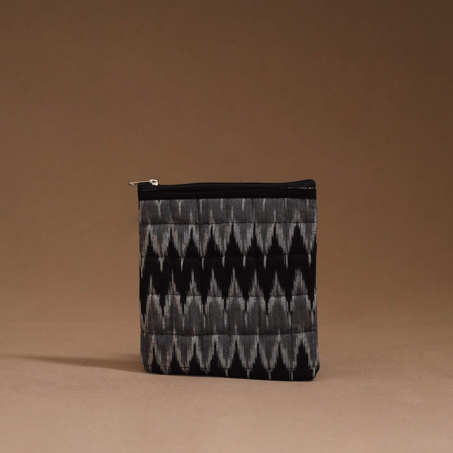 Handmade quilted utility pouch 07 - handcrafted