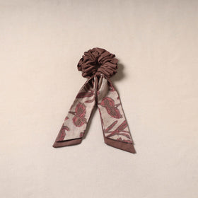 Handmade rubber band/scarf scrunchie 86 - handcrafted