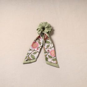 Handmade rubber band/scarf scrunchie 87 - handcrafted