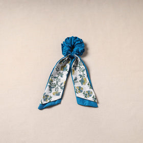 Handmade rubber band/scarf scrunchie 91 - handcrafted