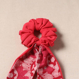 Handmade rubber band/scarf scrunchie 92 - handcrafted