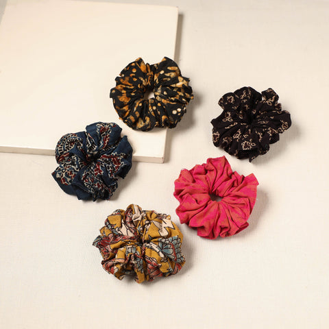 Handmade rubber band/scrunchies (set of 5) 40 - handcrafted