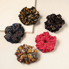 Handmade rubber band/scrunchies (set of 5) 40 - handcrafted