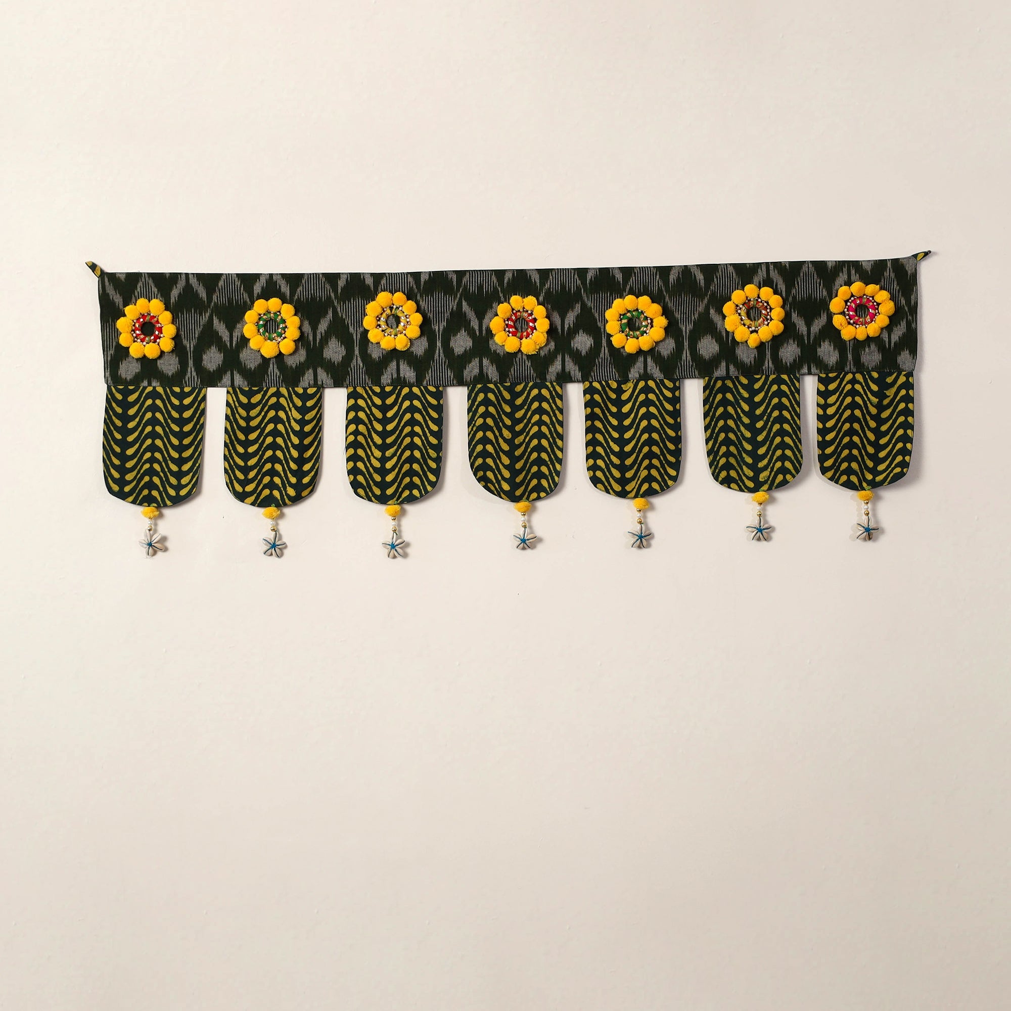  Handmade Toran for Door Decoration Online l iTokri.com