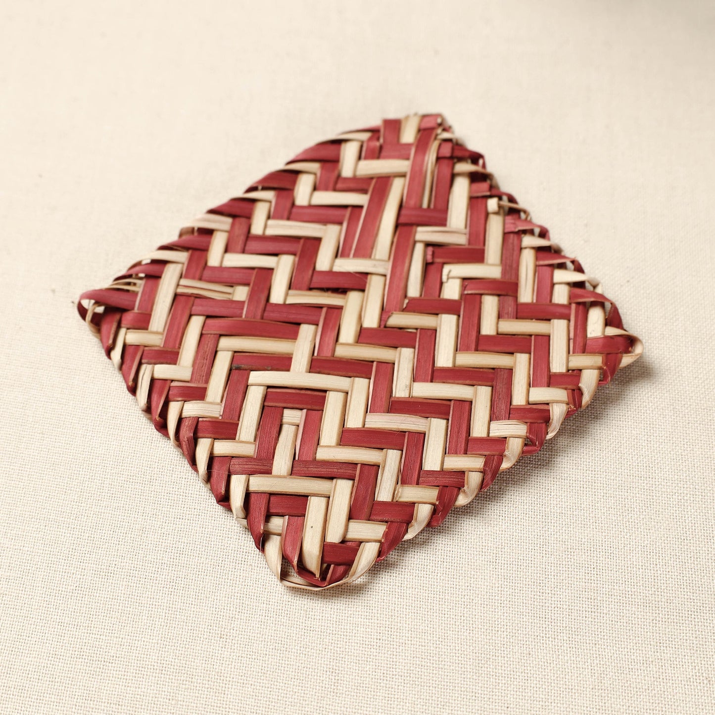  Handmade Water Hyacinth Coasters from Assam 