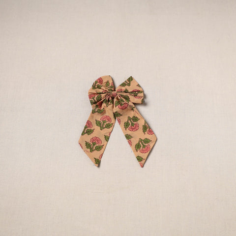 Handmade women’s bow hair clip 04 - handcrafted