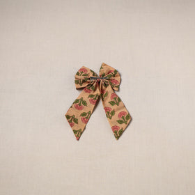 Handmade women’s bow hair clip 04 - handcrafted