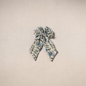 Handmade women’s bow hair clip 06 - handcrafted