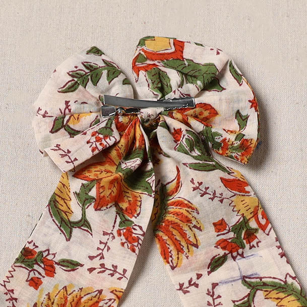 Handmade women’s bow hair clip 07 - handcrafted