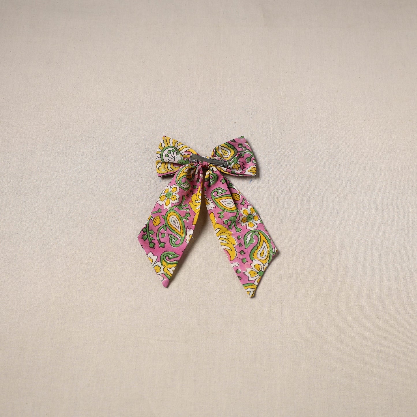 Handmade women’s bow hair clip 08 - handcrafted