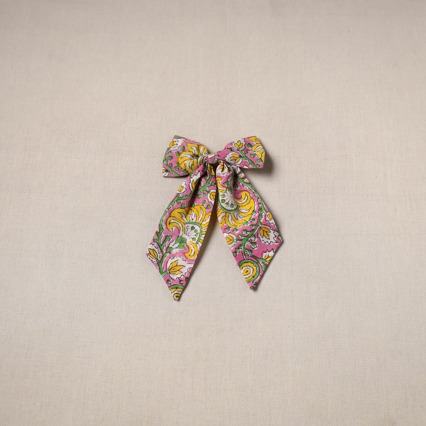 Handmade women’s bow hair clip 08 - handcrafted