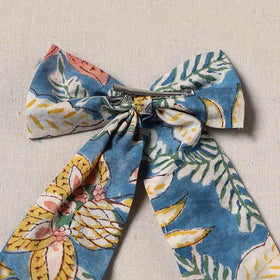 Handmade women’s bow hair clip 09 - handcrafted