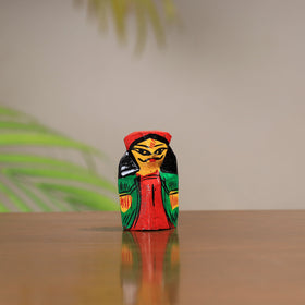 Handpainted burdwan wood tiny king & queen sculptures