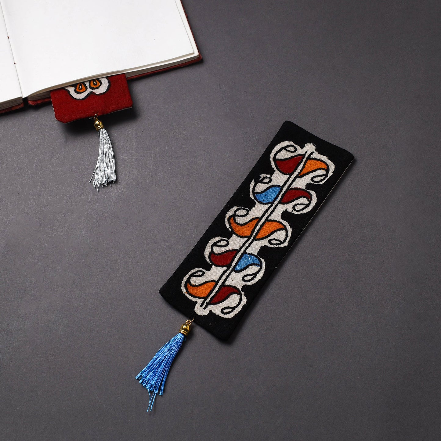 Handpainted fabric bookmark with tassel 07 - handcrafted