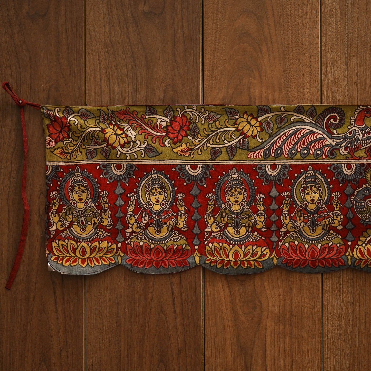 Handpainted kalamkari ashtalakshmi toran (11 x 55 in) 43