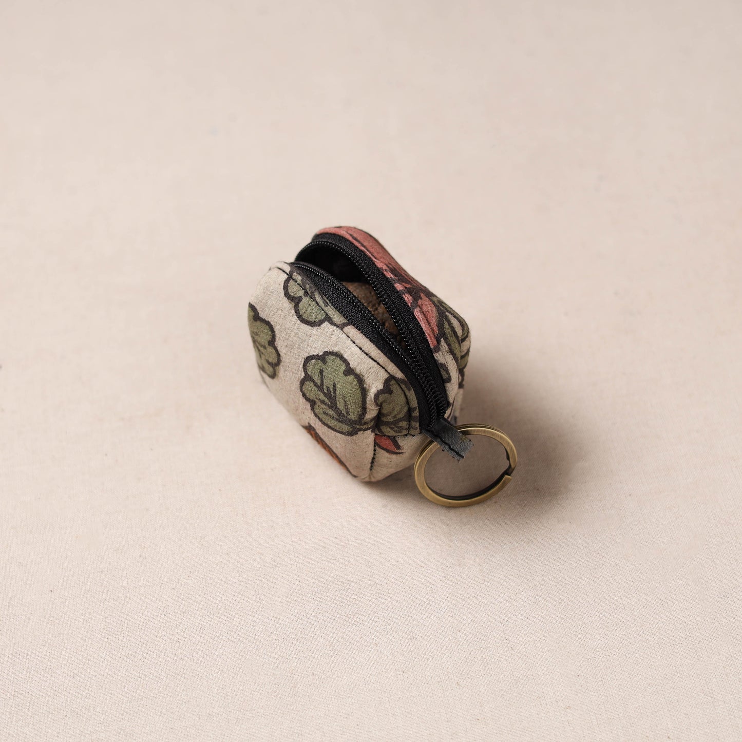 Handpainted kalamkari natural dyed keychain pouch 01