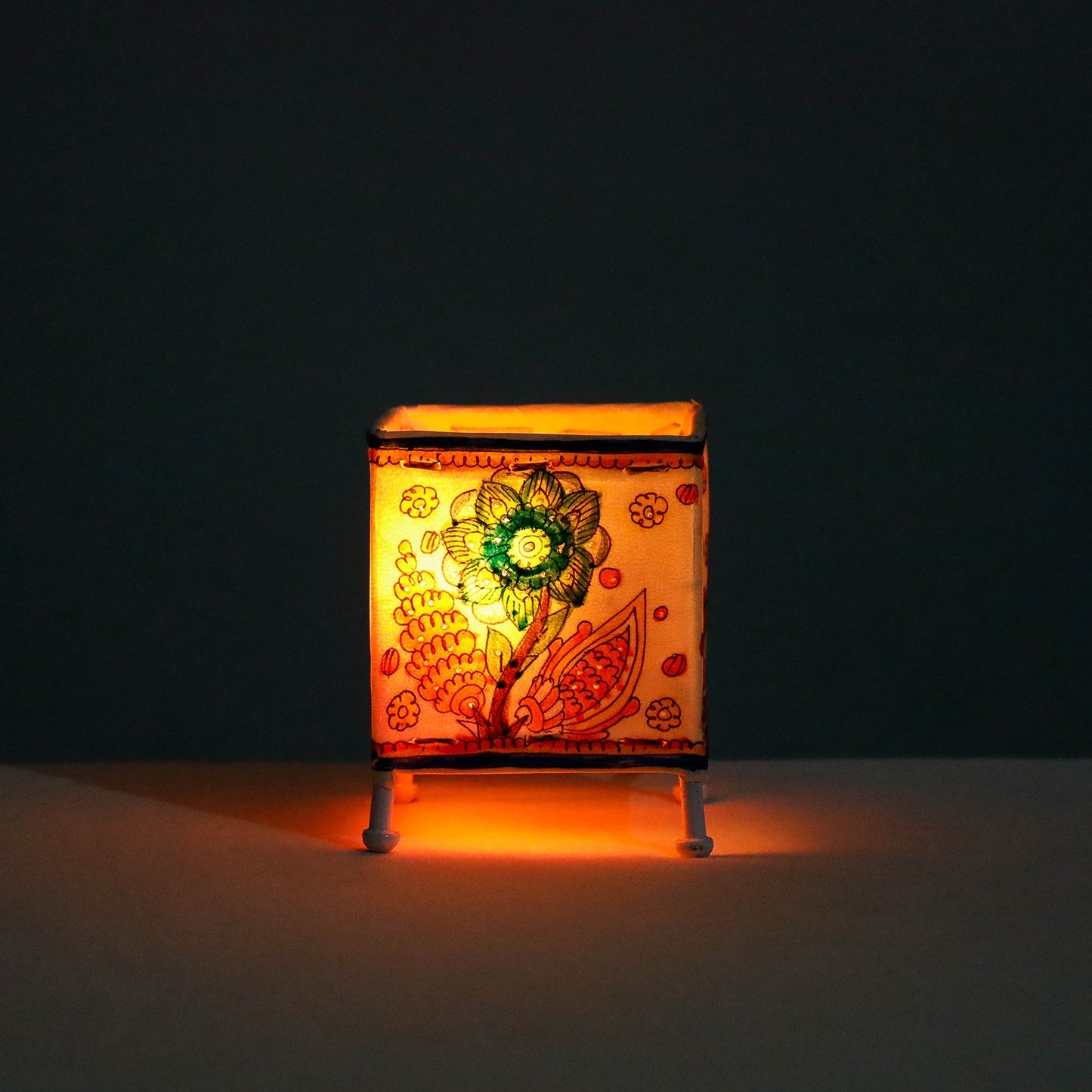  Handpainted Tholu Bommalata Leather Table Lamp l iTokri.com 