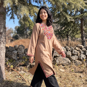 Brown Handwoven Aari Hand Embroidered Kashmiri Merino Wool Pheran, worn by a model, AI visual of the pheran, iTokri