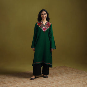 Handwoven aari hand embroidered kashmiri merino wool pheran