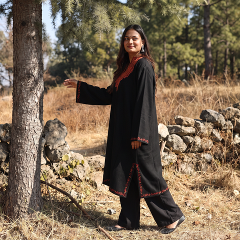 Black Handwoven Aari Hand Embroidered Kashmiri Merino Wool Pheran, worn by a model, AI visual of the pheran, iTokri
